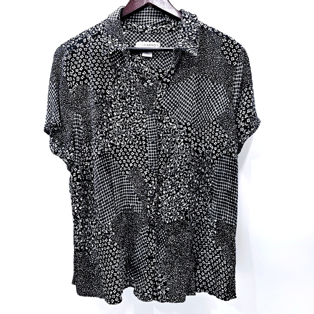 Sag Harbor 2X Black Floral Abstract Button Front Rayon Lightweight Top